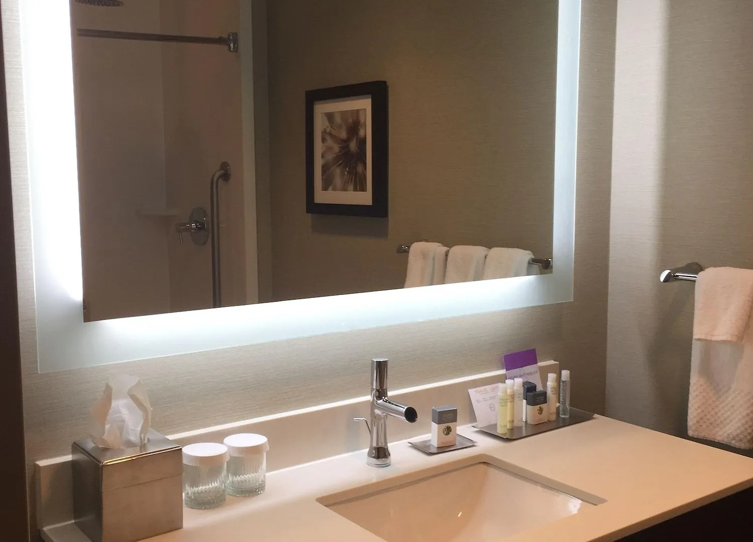 The Hollis Halifax - A Doubletree Suites By Hilton 4*,  Canada