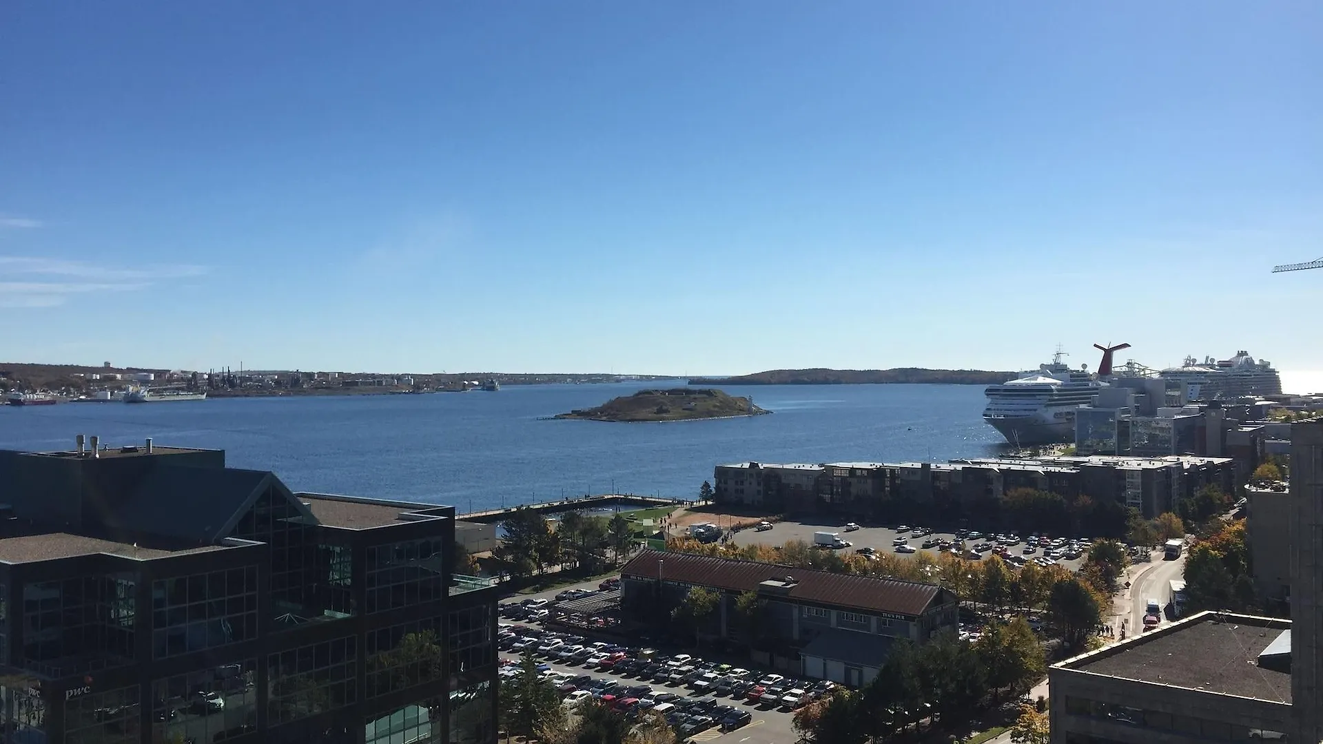 The Hollis Halifax - A Doubletree Suites By Hilton